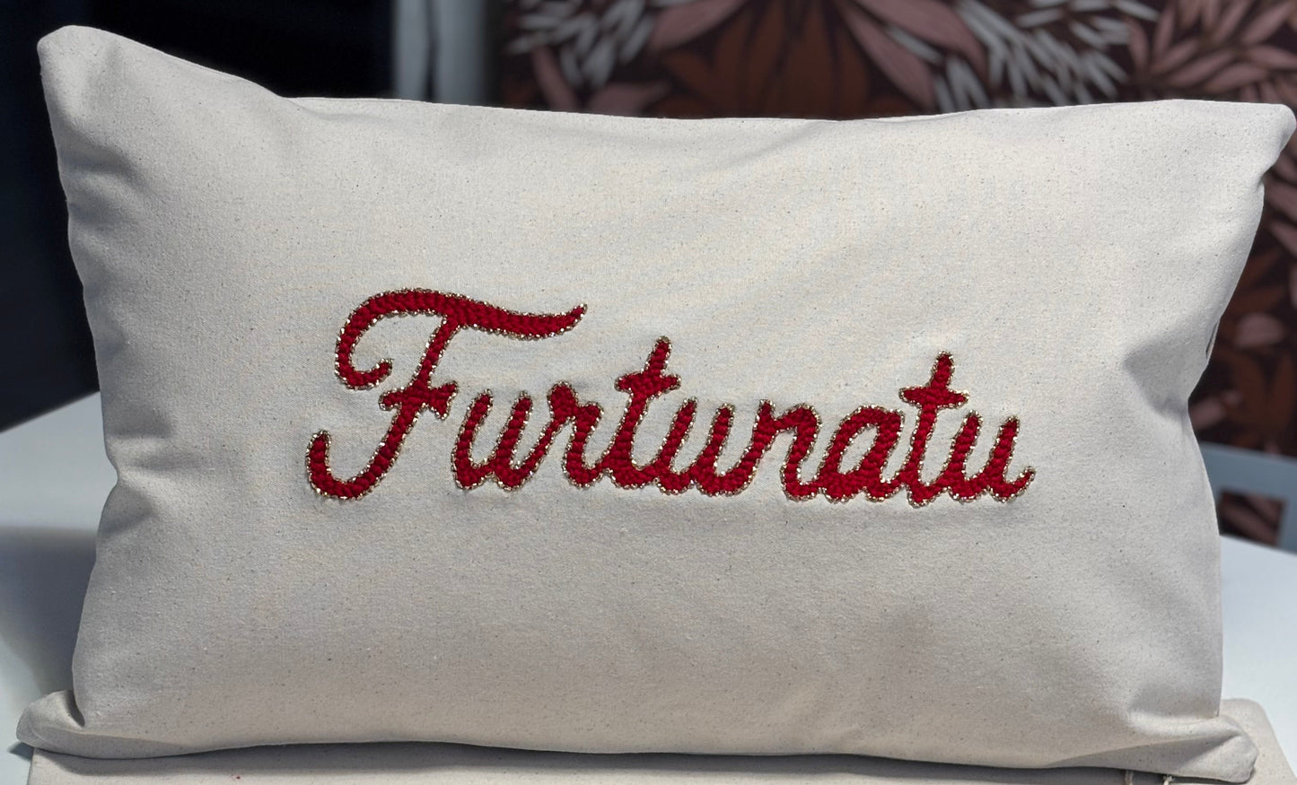 Coussin brodé Furtunatu