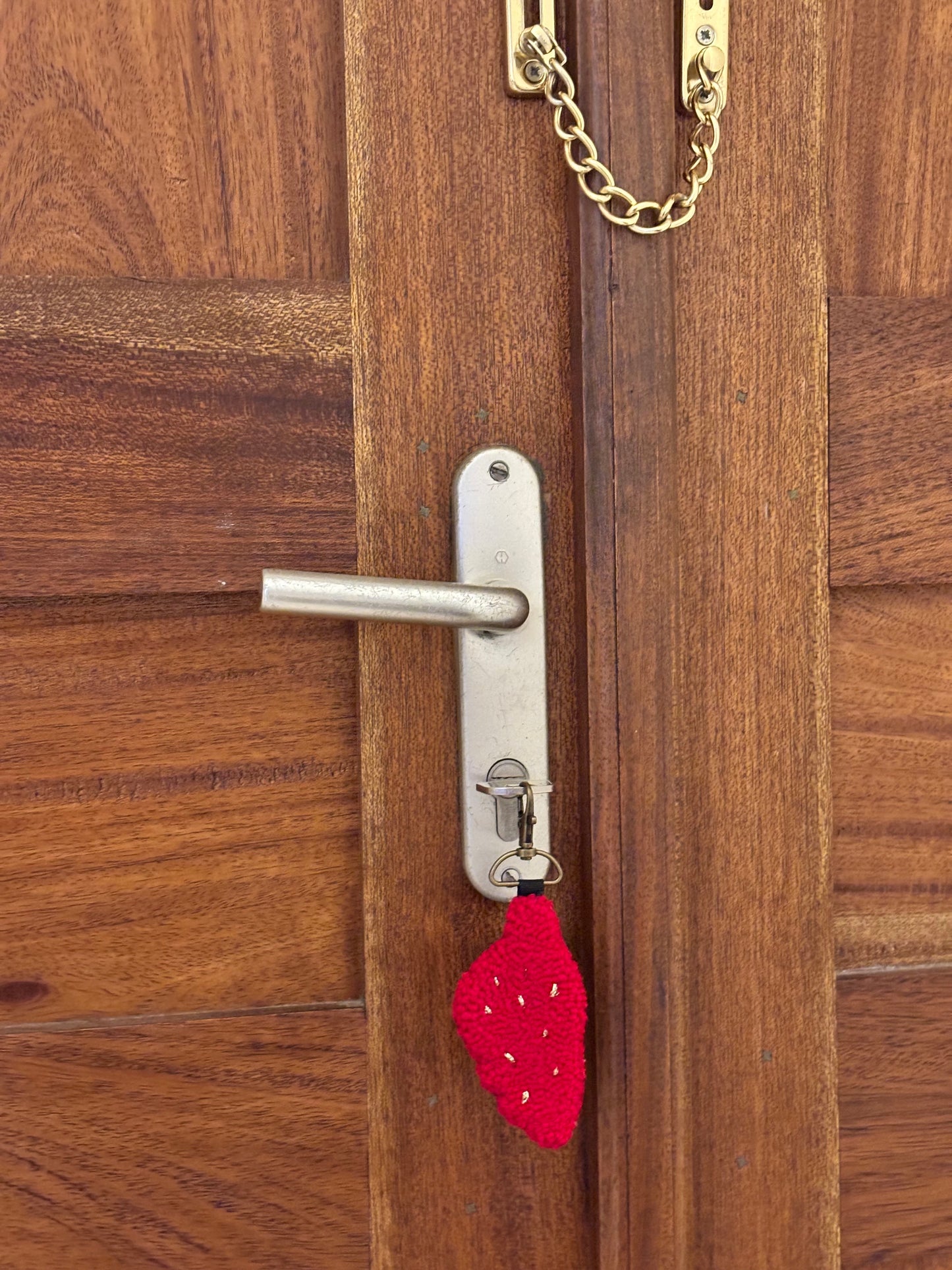 Porte-clés “Corsica” en punch needle – Fait main