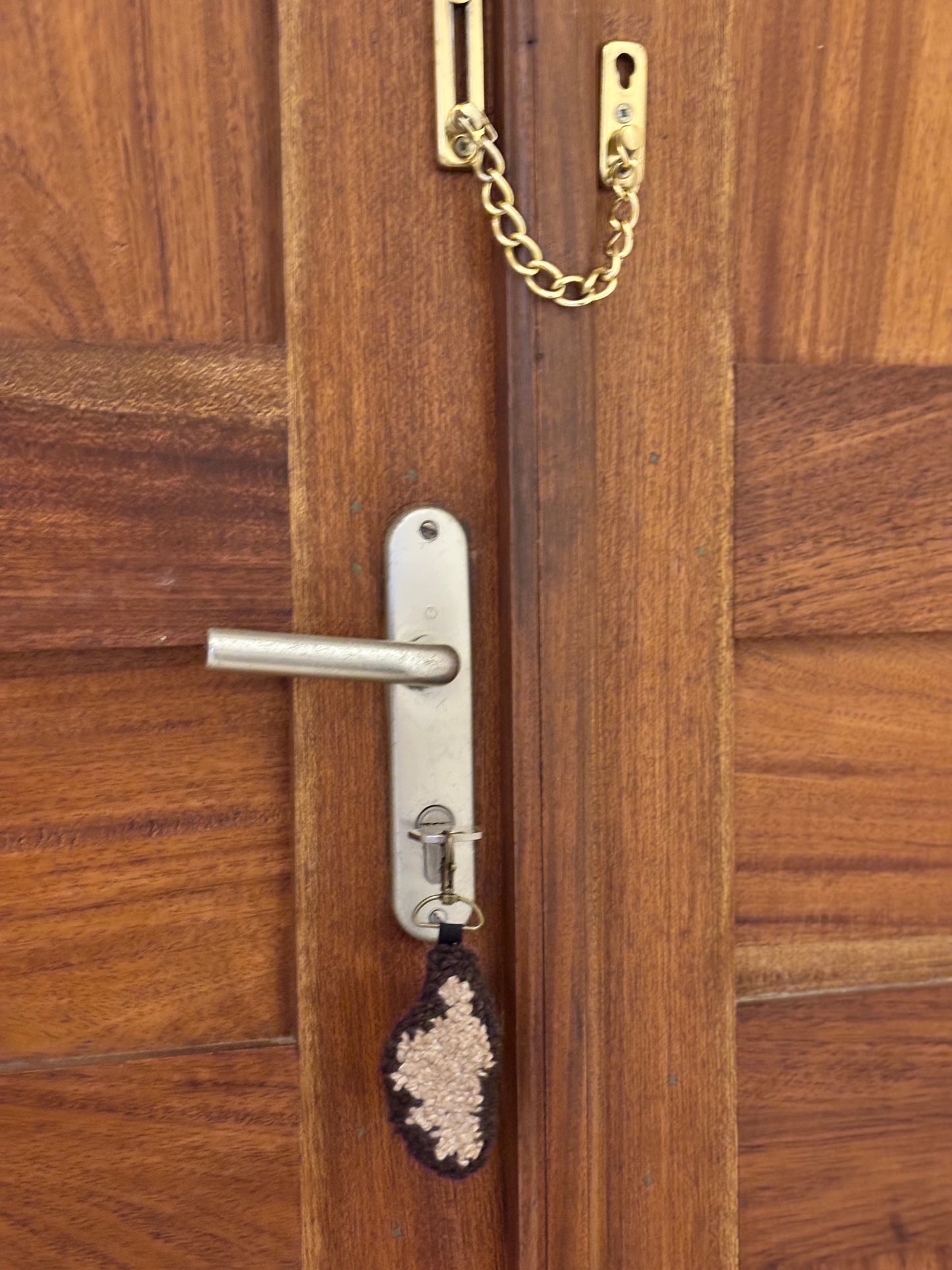 Porte-clés “Corsica” en punch needle – Fait main