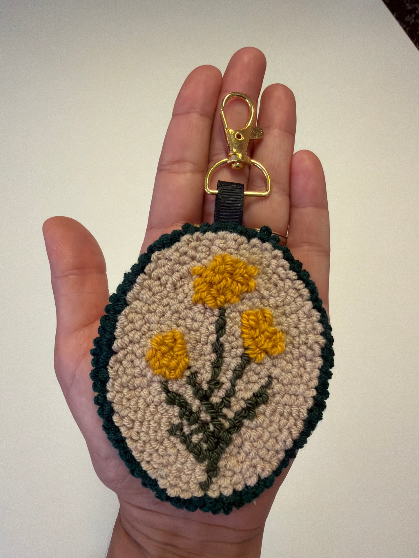 Porte-clés Immortelle – Punch Needle
