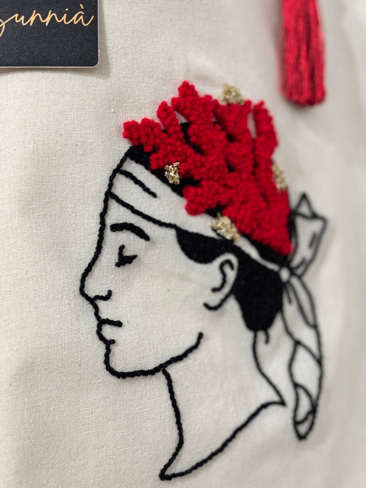 Petru (corail rouge de Méditerranée)