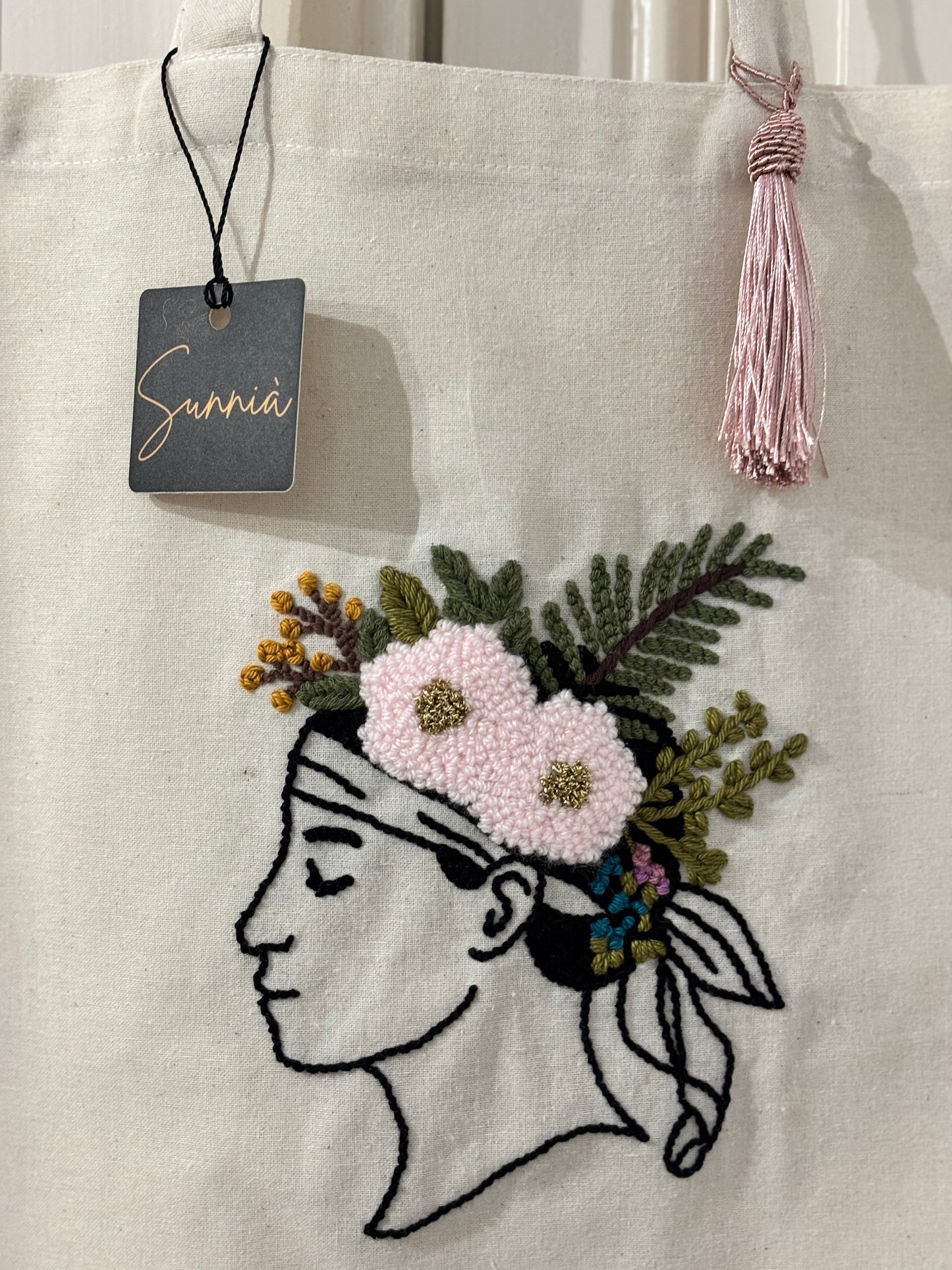 Maddalena (fleurs roses et fougères corses)