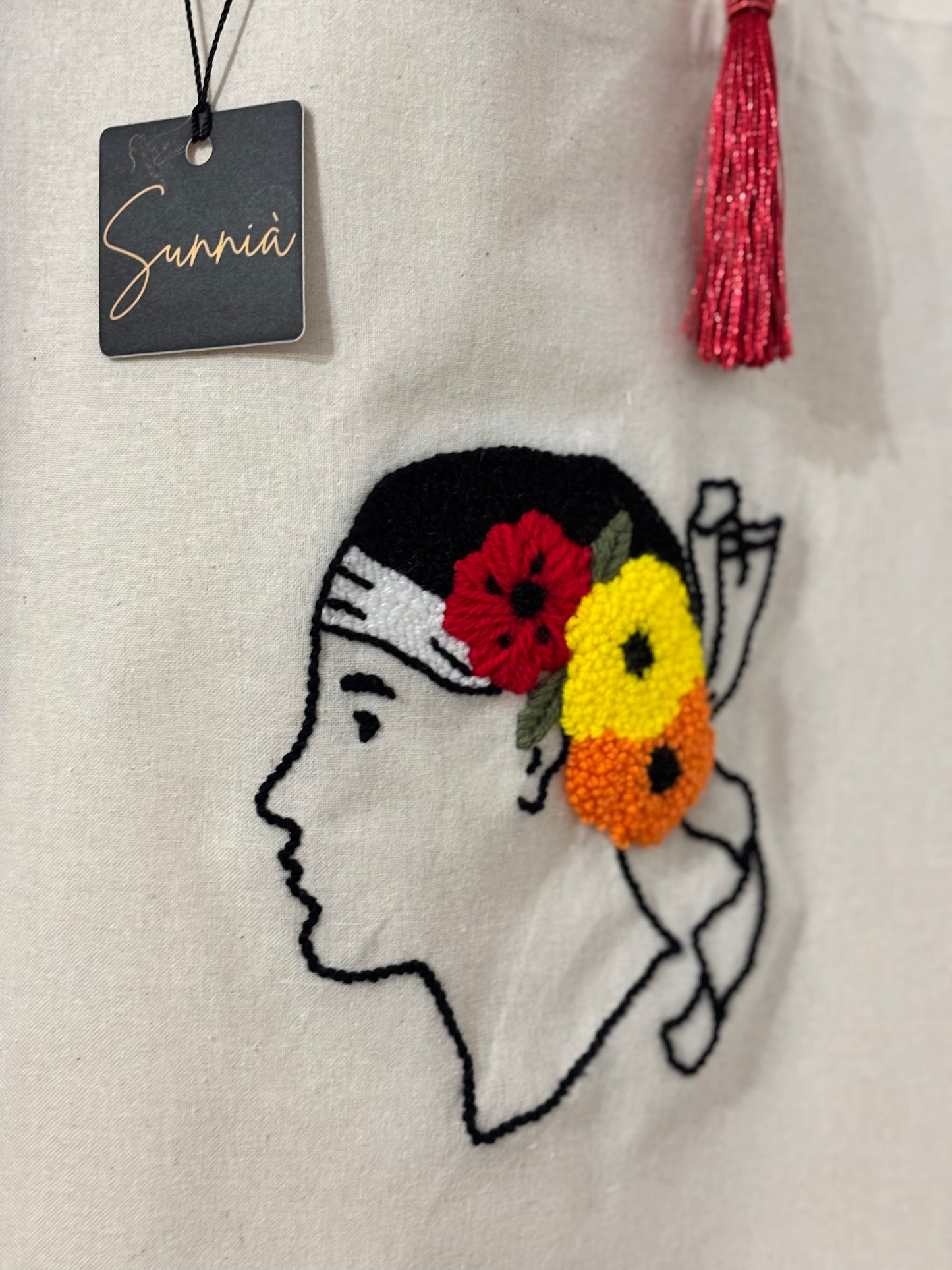 Saveriu (fleurs rouge, jaune et orange)