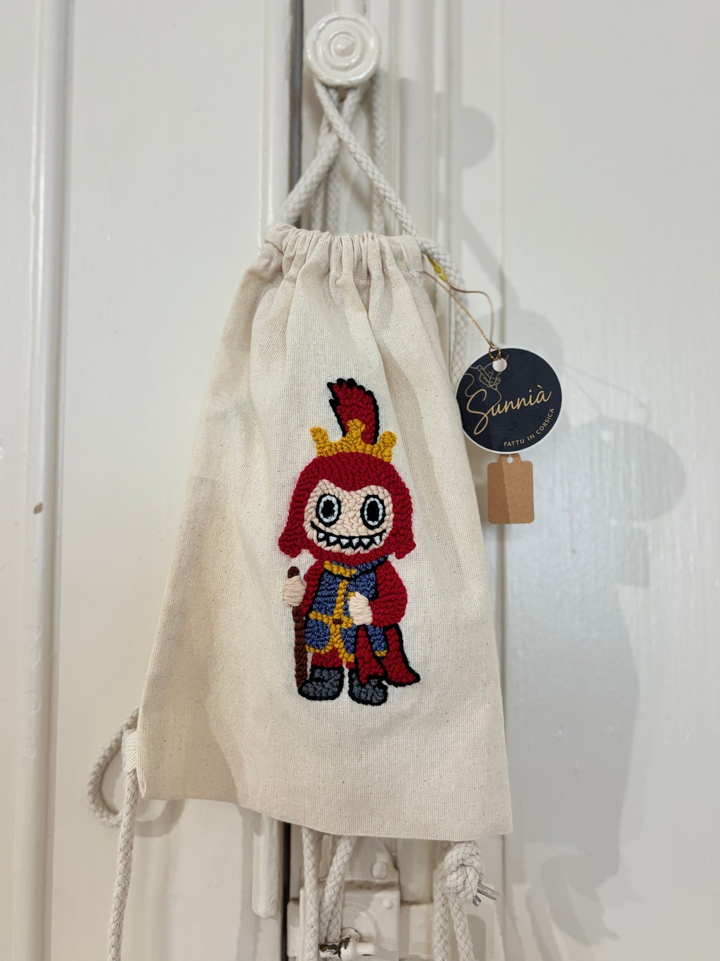 Sac à dos brodé Sunnià – Modèles uniques ou personnalisés