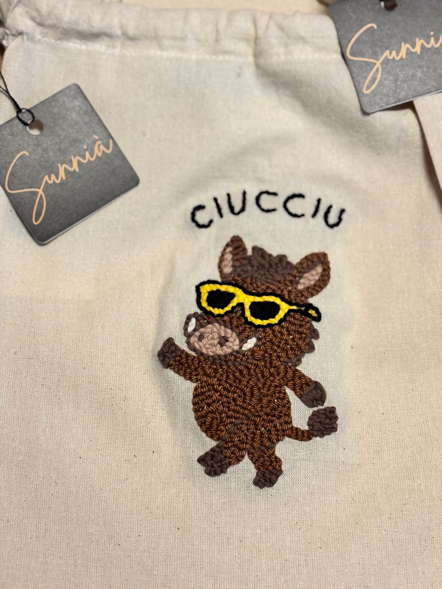 Sac à dos enfant brodé – Modèle personnalisé