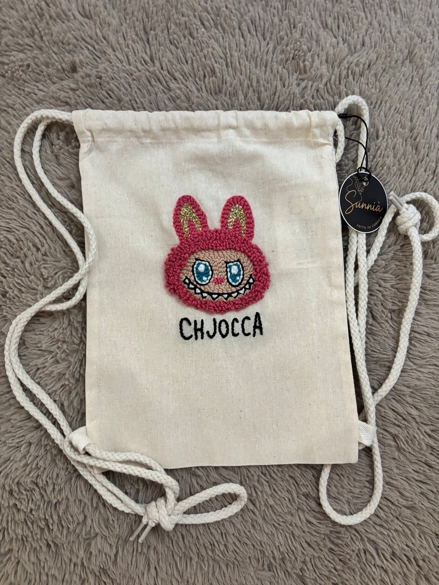 Petit sac à dos CHJOCCA – Brodé main en Corse
