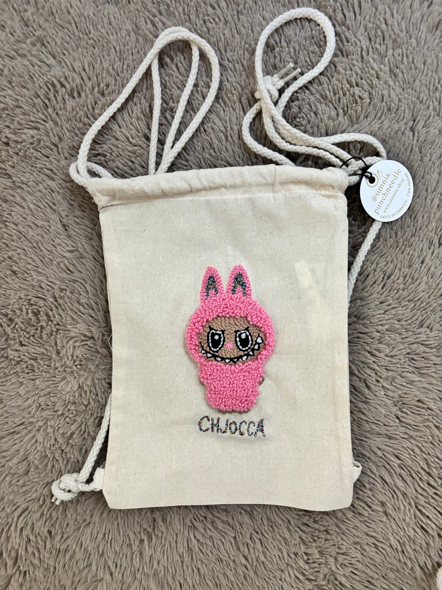 Petit sac à dos CHJOCCA – Brodé main en Corse