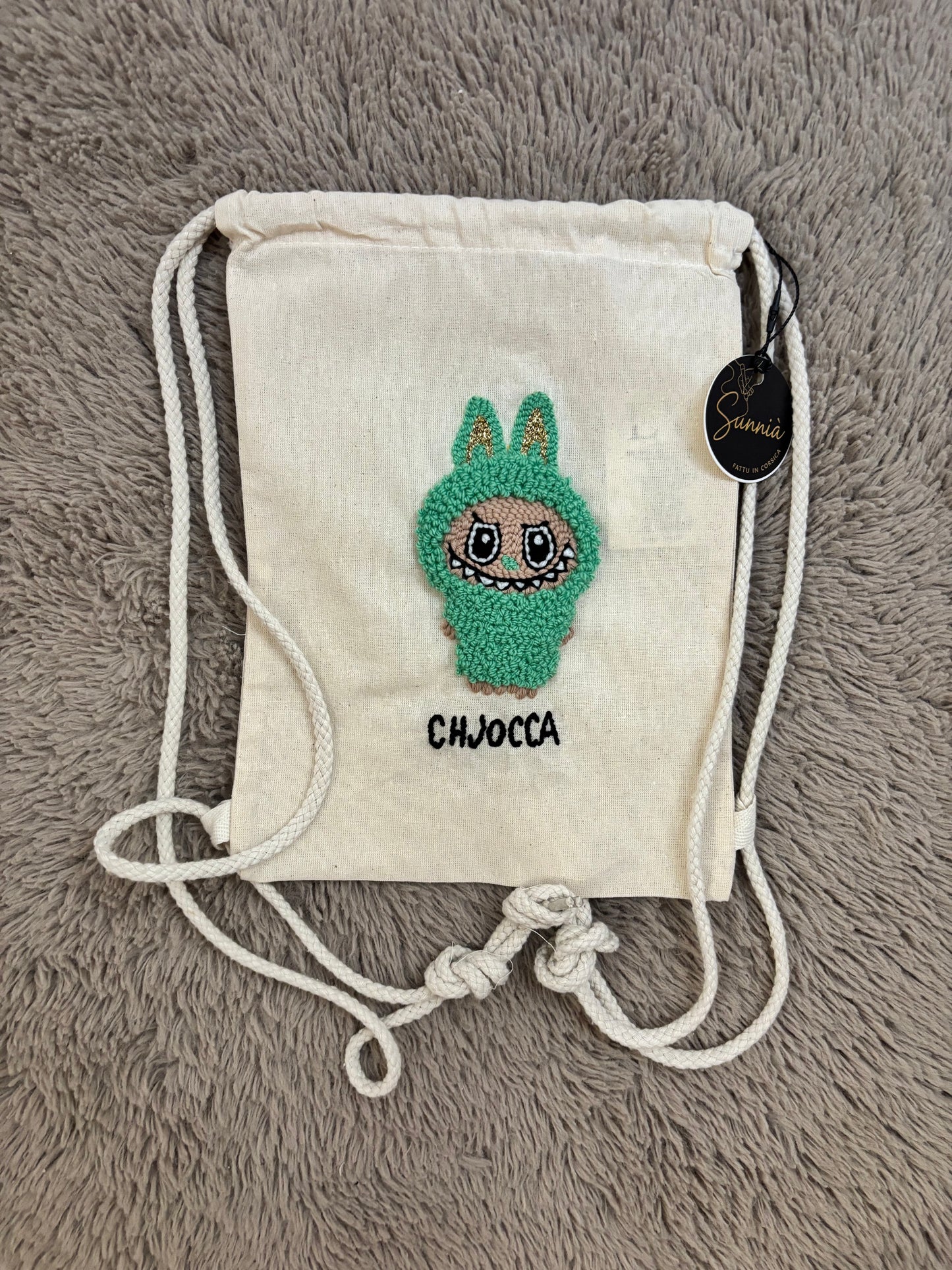 Petit sac à dos CHJOCCA – Brodé main en Corse