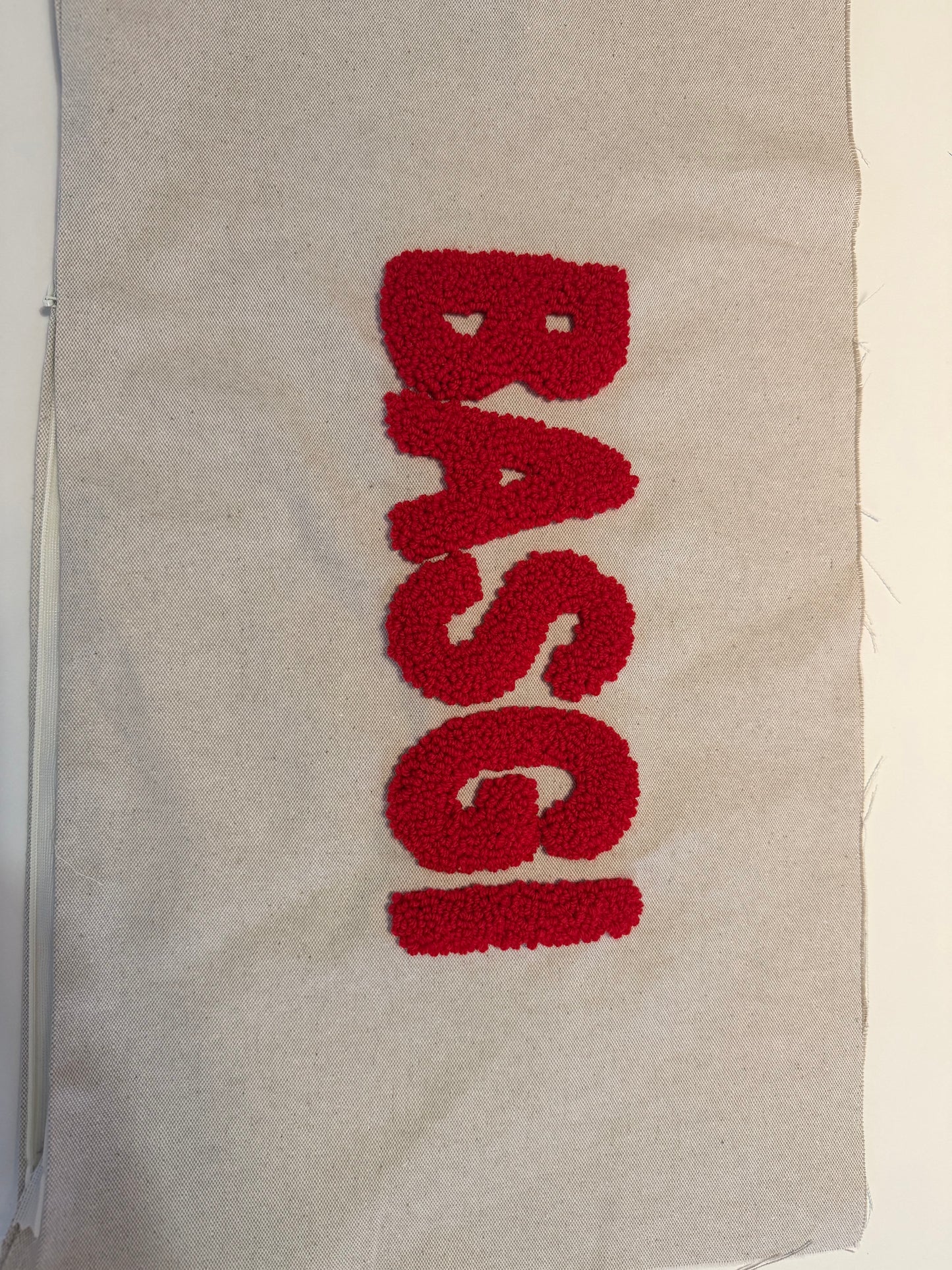 BASGI – 50 × 30 cm