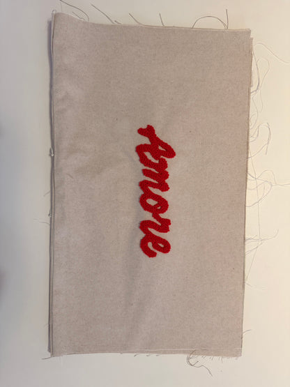 AMORE (50 × 30 cm)