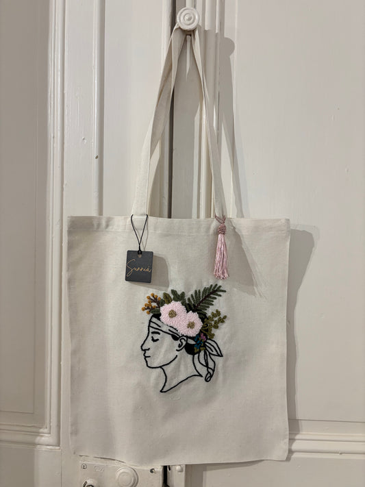 Maddalena (fleurs roses et fougères corses)