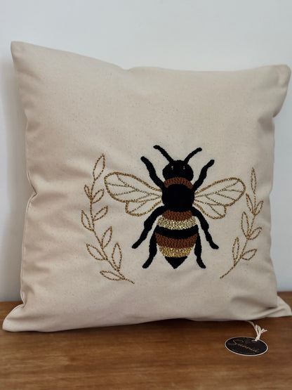 Coussin Abeille & Branches Dorées – 40x40 cm