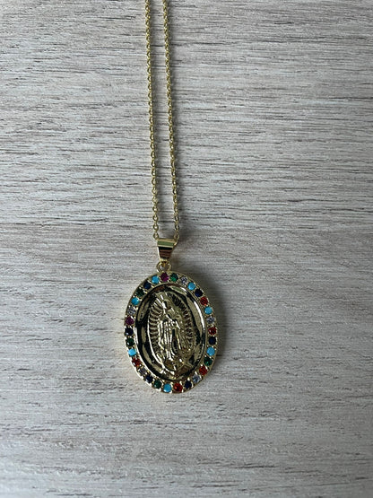 Collier Collection “Les Médaillons de la Vierge” – Collab M. Créations x Sunnià